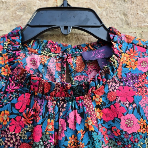 J. Crew Liberty Ciara Ruffleneck Flutter Sleeve Floral Top Pleated Pink Small - Picture 11 of 13